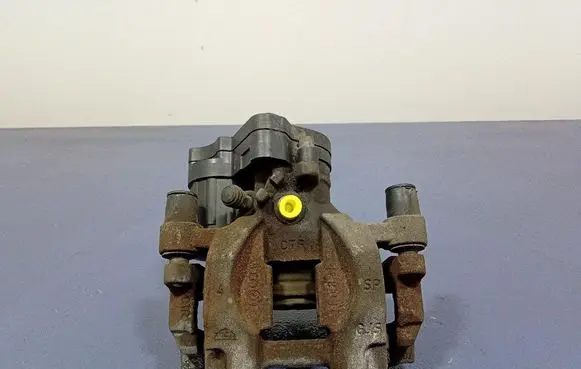 Volkswagen PASSAT CC Rear brake caliper 3Q0615406