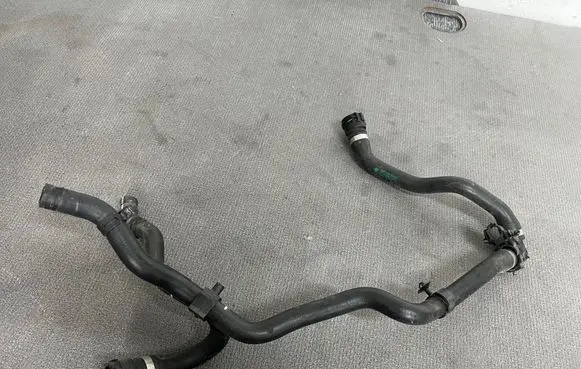 BMW 1 F20 F21 Engine coolant pipe/hose 9329644 9329643