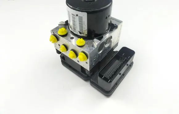 Chrysler Sebring (JS) ABS Pump 25021205824 P8005342AD