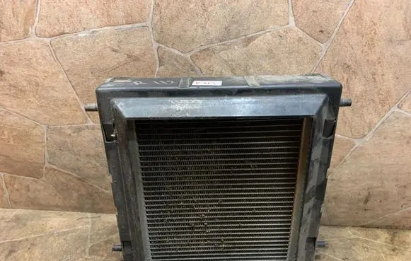 BMW 5 G30 G31 G38 Intercooler radiator 8619383