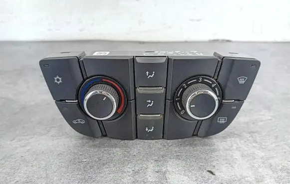 Opel Astra J Climate control/heater control trim 13346092