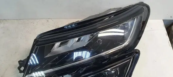 Skoda Kodiaq Headlight/headlamp 566941015E