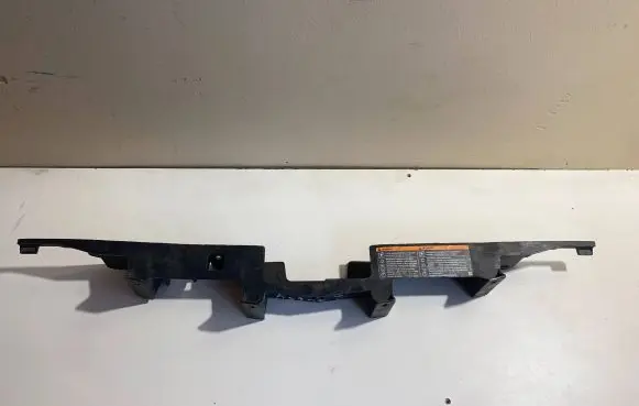 Opel Astra J Radiator trim 13264478