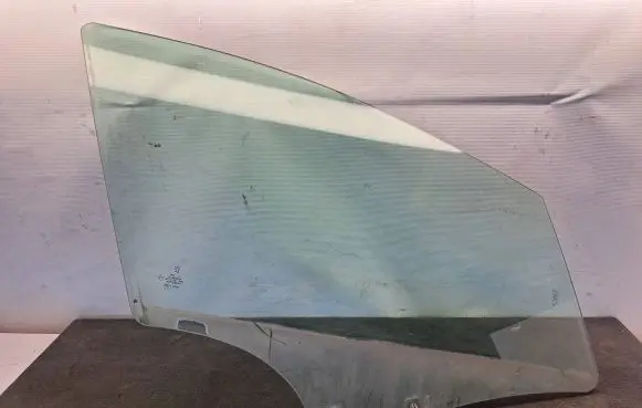 Peugeot 407 Front door window glass four-door 43R000262 E000249 DOT18AS2M504