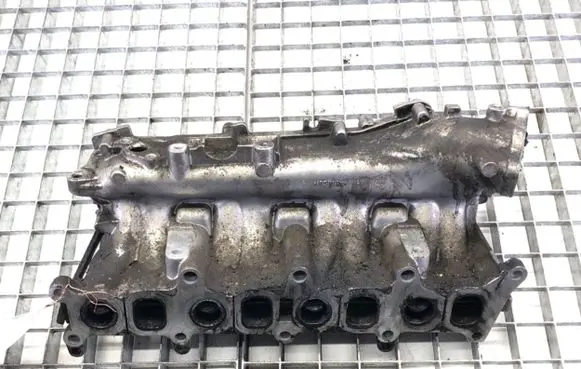 Opel Astra H Intake manifold
