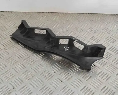 Volkswagen PASSAT B6 Front bumper mounting bracket 3C0807890A