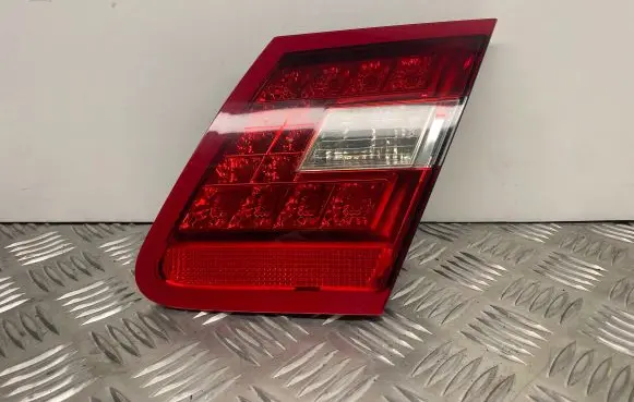 Mercedes-Benz E W212 Tailgate rear/tail lights A2129060258