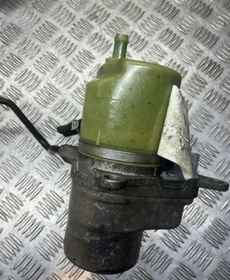 Volvo V50 Power steering pump 4N513K514 C6S4B