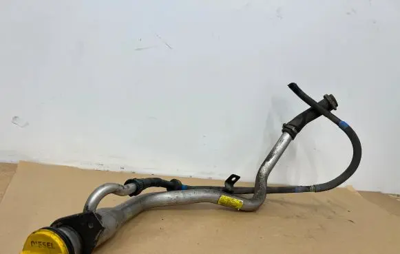 Mercedes-Benz SLK R171 Fuel tank filler neck pipe BJ329032GA 2140642071