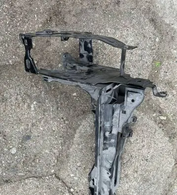 BMW 7 F01 F02 F03 F04 Headlight/headlamp mounting bracket 7184159