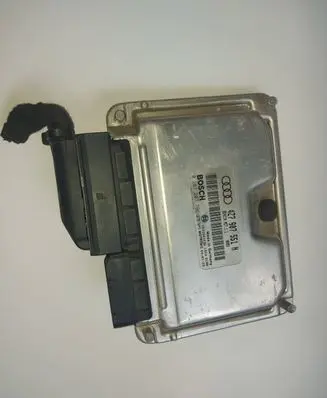 Audi A6 S6 C5 4B Engine control unit/module 4Z7907551N 0261207766