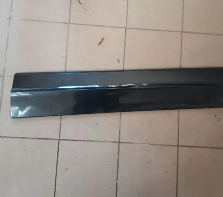 Volkswagen Touareg III Trim molding 760854940DKARJED