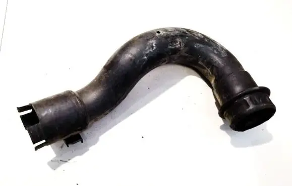 Air intake hose/pipe