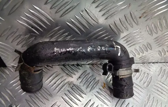 Ford Mondeo MK IV Engine coolant pipe/hose