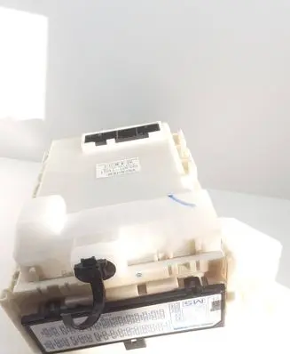 Toyota Avensis T270 Fuse box set 82773005140C 8273005140C
