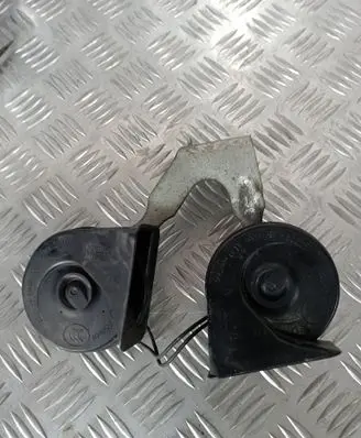 Opel Insignia A Horn signal 20857424 2210628