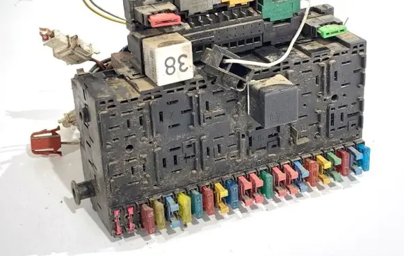 Volkswagen Transporter - Caravelle T4 Fuse box set 357937039