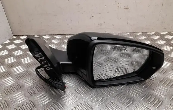 Volkswagen Polo VI Front door electric wing mirror 2GS857502BG