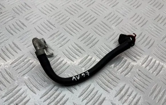 Toyota Avensis T250 Fuel injector supply line/pipe 2390126010