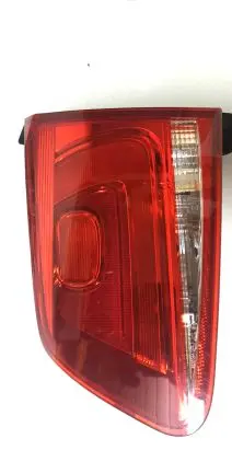 Volkswagen Touareg II Tailgate rear/tail lights 7P6945094B