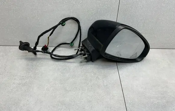 Audi A1 Front door electric wing mirror 