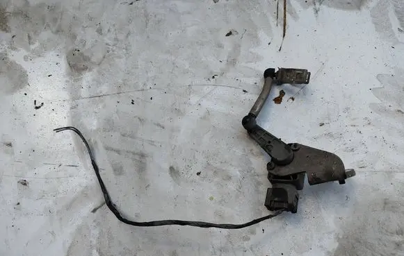 BMW 3 E92 E93 Headlight/headlamp level sensor 6785205