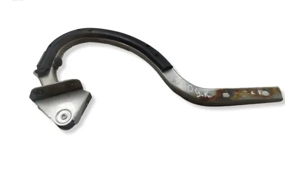 Ford Sierra Tailgate/trunk/boot hinge 