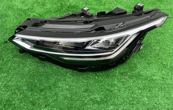 Volkswagen Golf VIII Headlight/headlamp 5H1941005A L866469 8890VV44AH0J