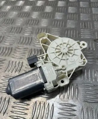 Volkswagen Arteon Rear door window regulator motor 4K0959802 C28128101 190430240564