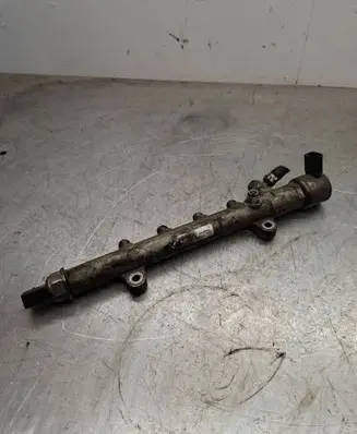 Mercedes-Benz E W212 Fuel main line pipe A6510700495