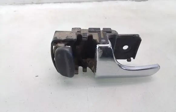 Nissan Terrano Front door interior handle