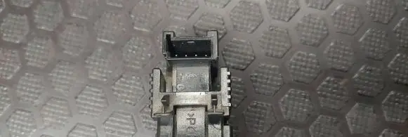 BMW 5 E39 Brake pedal sensor switch 8372647