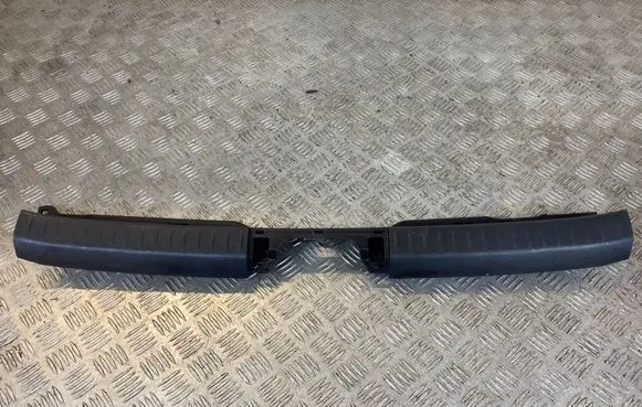 Lexus CT 200H Trunk/boot sill cover protection 6471676010