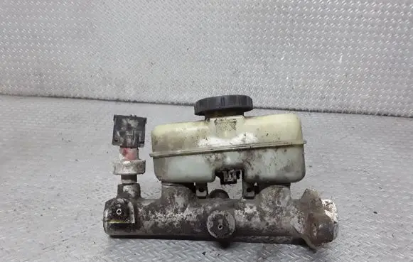 Ford Explorer Master brake cylinder