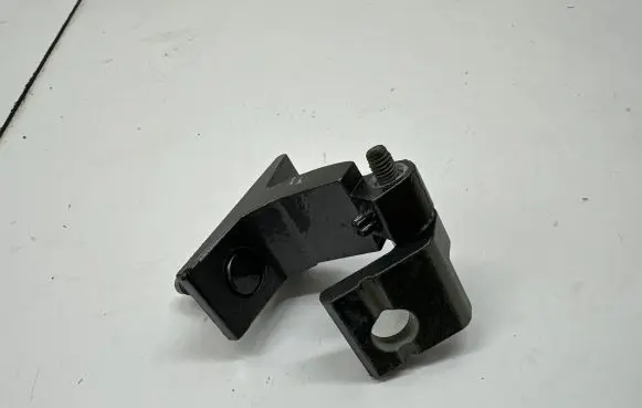 Mercedes-Benz CLA C118 X118 Front door upper hinge