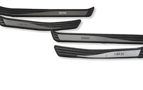 BMW 5 E60 E61 Rear sill trim cover 7034306 22339910 7074512