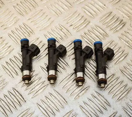 Fuel injectors set
