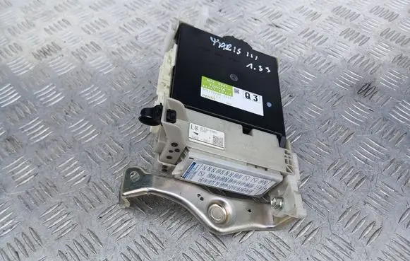 Toyota Yaris Central body control module 892210D110