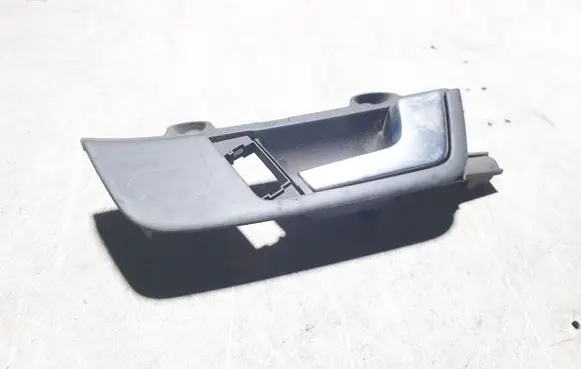 Audi A4 S4 B7 8E 8H Front door interior handle 8E2837020F