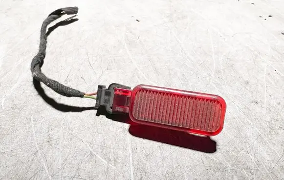 Audi A6 S6 C5 4B Other interior light 4B0947410