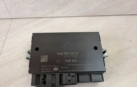 Volkswagen Touran III Tow bar trailer control unit/module 5Q0907383G