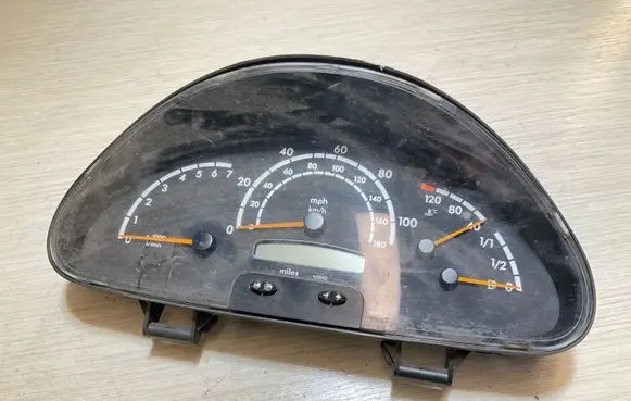 Mercedes-Benz Sprinter W901 W902 W903 W904 Speedometer (instrument cluster) A0014468721 499262