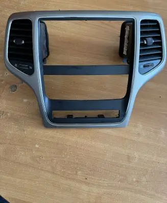 Jeep Grand Cherokee Dashboard center trim panel 
