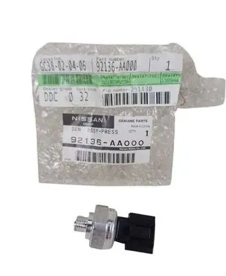 Nissan Qashqai Air conditioning (A/C) pressure sensor 92136AA000