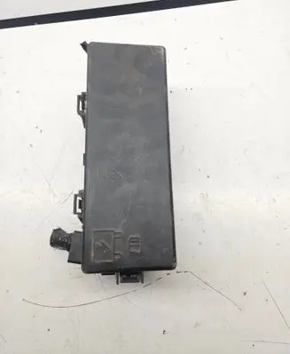 Dodge Challenger Fuse box set 16238BZ P68243004AC WU2944UL081