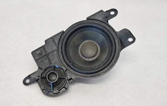 Volvo V50 Panel speaker 30679021