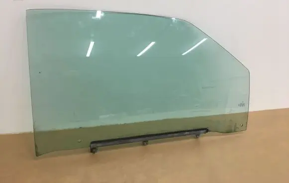 Mercedes-Benz SL R129 Front door window/glass (coupe) DOT448AS2M51