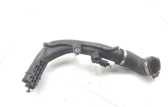 Skoda Octavia Mk2 (1Z) Intercooler hose/pipe 5N0145770A