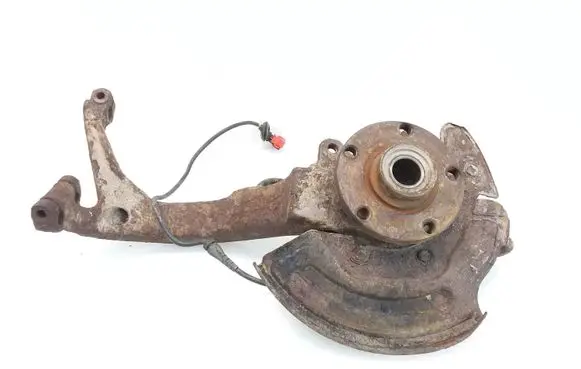 Volkswagen PASSAT B5 Front wheel hub spindle knuckle