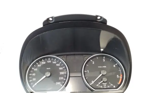 BMW 1 E81 E87 Speedometer (instrument cluster) 922094901 9220949